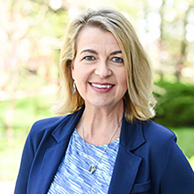 Christy McWard Headshot