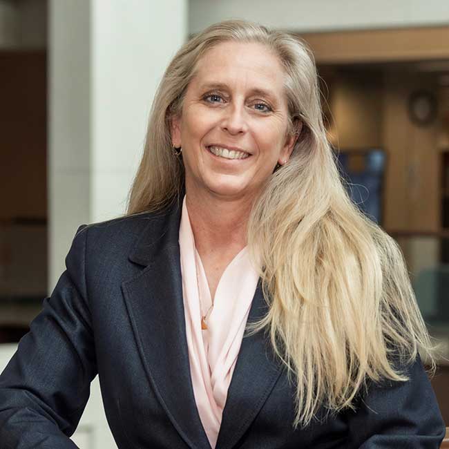 Kathleen Schmand Headshot