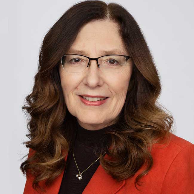 Sara Bushong Headshot